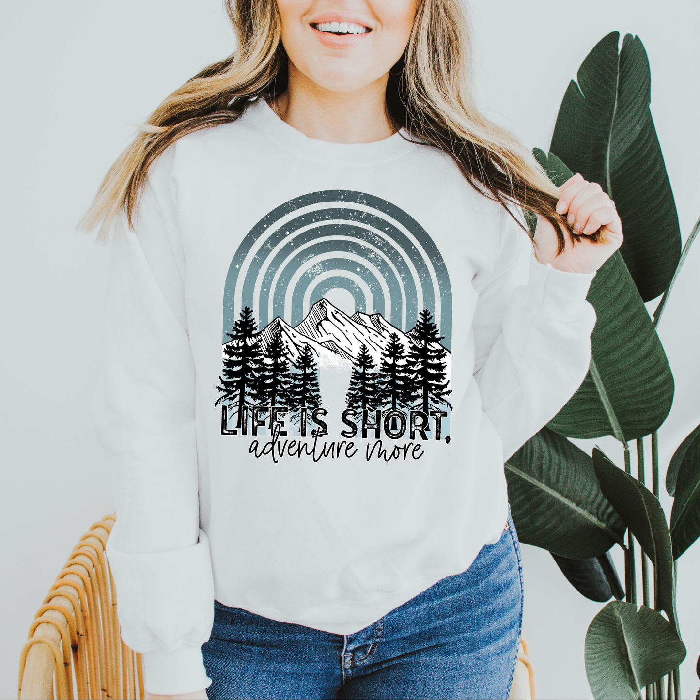 ADVENTURE MORE Graphic Crew